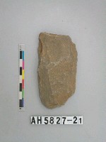 藏品(打製石斧)的圖片